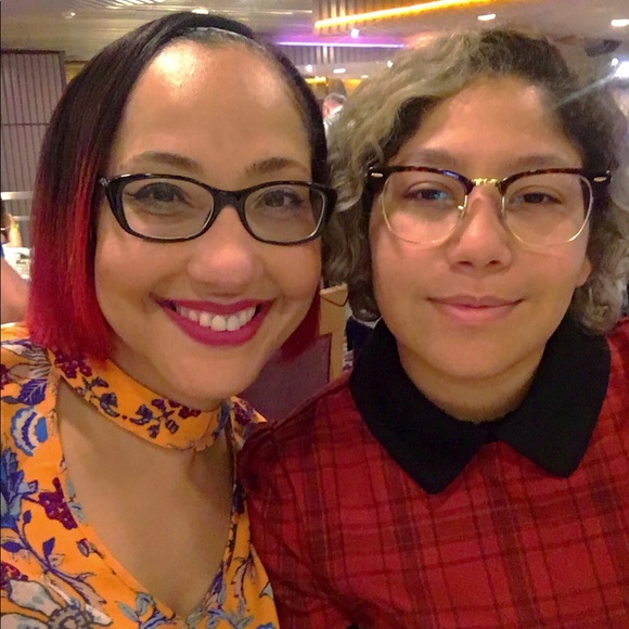 💋Meet Your Seller💋 - Picture 3 of 6